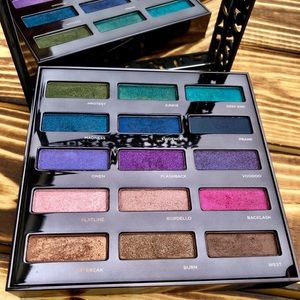 URBAN DECAY 💛 👁 Shadow Palette